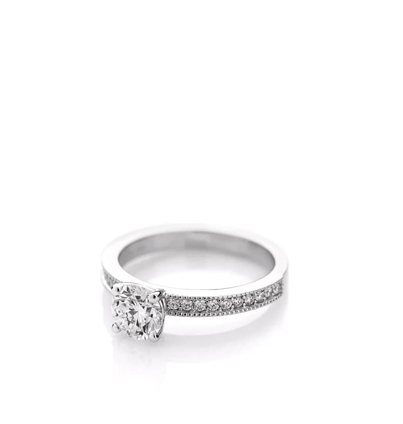 Solitaire ring