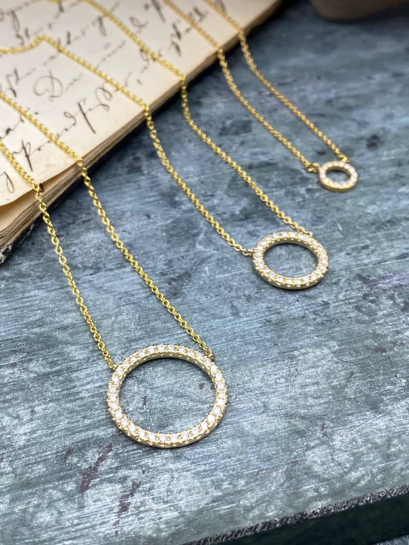 Halskæde cirkel i 4 str.