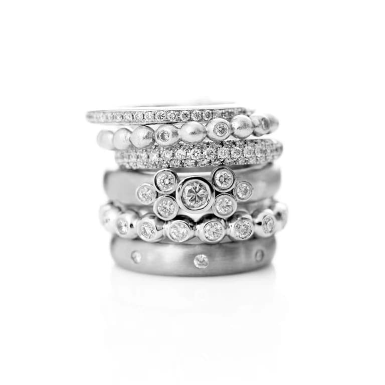 Alexandria ring, aflang roset